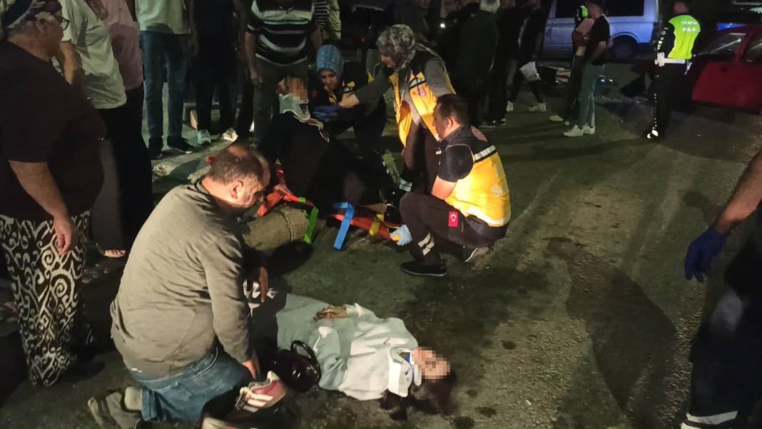 Konya'da otomobille motosiklet çarpıştı! 3 yaralı 4